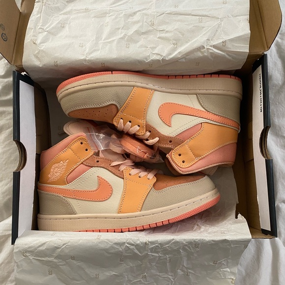 Jordan’s - Picture 4 of 5